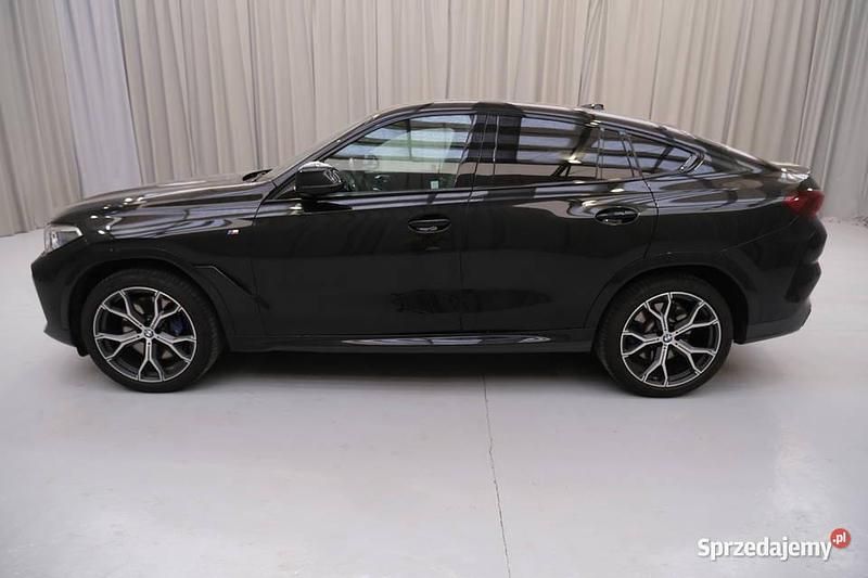 Używany 2022 BMW X6 SUV | 273 907 zł - Obraz 1/4