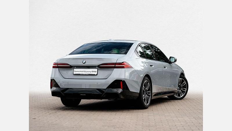 Używany BMW 520 Comfort Edition 197 KM (144 kW) 2024 Szary brooklyn m metalizowany Sedan/Limuzyna