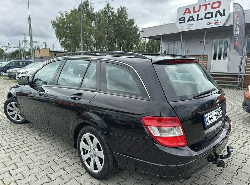 Używany Mercedes C200 136 KM (100 kW) 2007 Czarny Kombi