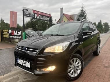 Czarny Używany 2016 Ford Kuga SUV | 42 999 zł (Uczciwa cena) - Obraz 1/4