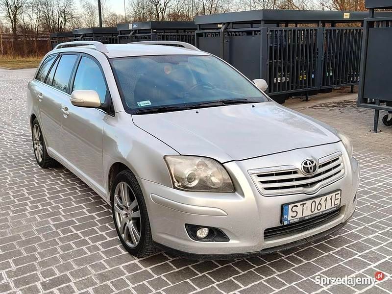 Używany Toyota Avensis 126 KM (92 kW) 2007