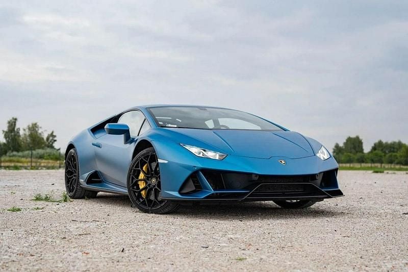 Używany Lamborghini Huracán 640 KM (470 kW) 2022 Niebieski Coupe