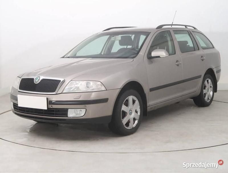 Używany Skoda Octavia 2008 Złoty Kombi