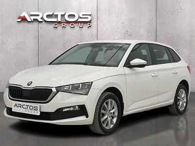 Biały Używany 2020 Skoda Scala Comfort Hatchback | 37 900 zł (Uczciwa cena) - Obraz 1/4