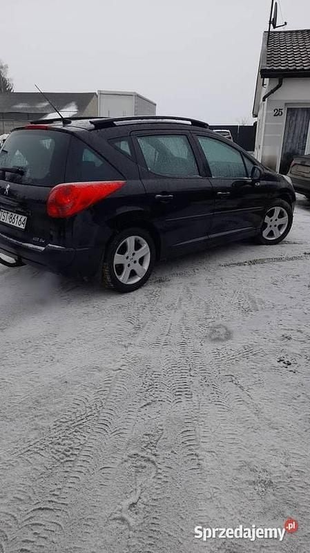 Używany Peugeot 207 2008 Czarny Kombi