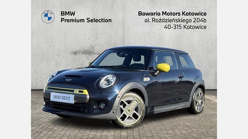 Enigmatic black metallic metalizowany Używany 2020 Mini Cooper SE Hatch Hatchback | 74 900 zł - Obraz 1/3