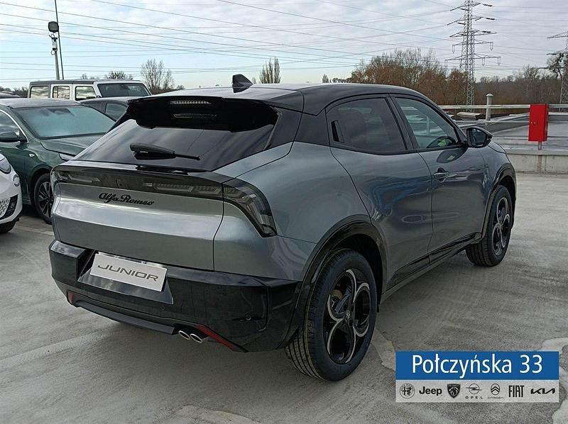 Nowe Alfa Romeo GT Junior 145 KM (106 kW) 2025 Szary (metalik) Hatchback