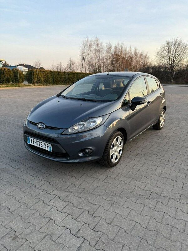 Szary Używany 2009 Ford Fiesta Hatchback | 16 900 zł (Uczciwa cena) - Obraz 1/4
