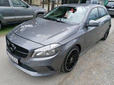 Szary Używany 2017 Mercedes A160 Sedan/Limuzyna | 59 000 zł (Dobra cena) - Obraz 1/4