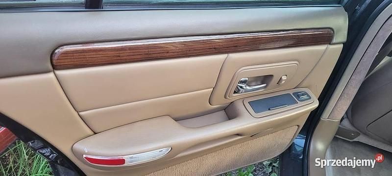 Używany Cadillac Deville 1998 Zielony Sedan/Limuzyna