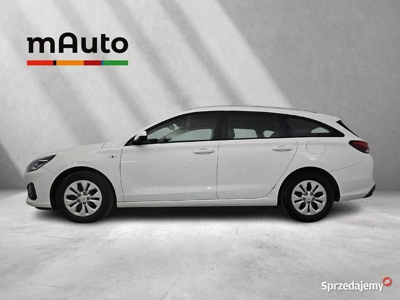 Biały Używany 2022 Hyundai i30 Kombi | 66 900 zł (Uczciwa cena) - Obraz 1/4