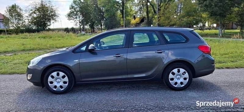 Używany 2011 Opel Astra Kombi | 14 999 zł (Dobra cena) - Obraz 1/4