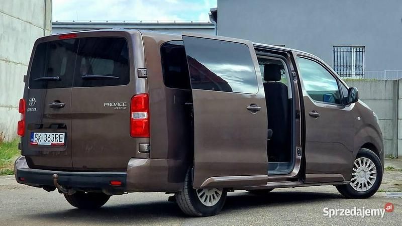 Używany Toyota Proace 2019 Minivan