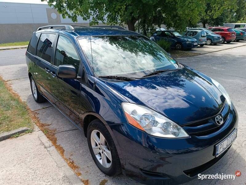 Granatowy Używany 2007 Toyota Sienna Minivan | 37 900 zł - Obraz 1/4
