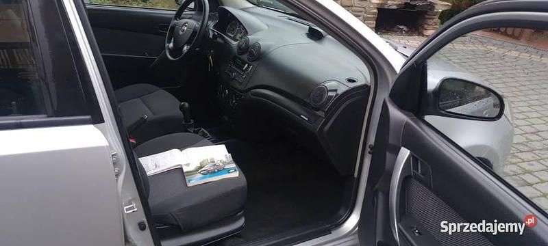 Srebrny Używany 2010 Chevrolet Aveo Hatchback | 9500 zł (Drogi) - Obraz 1/4