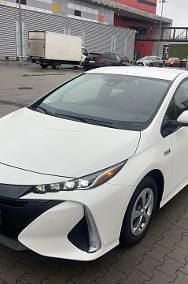 Używany Toyota Prius 150 KM (110 kW) 2020 Biały Hatchback