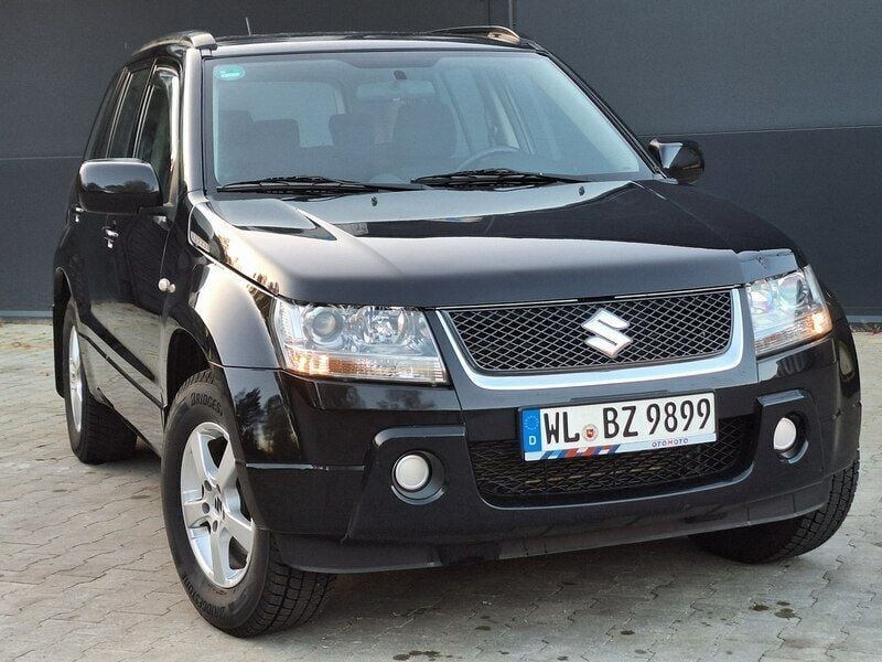 Szary Używany 2006 Suzuki Grand Vitara SUV | 34 900 zł (Drogi) - Obraz 1/4