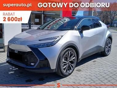 Srebrny Nowe 2025 Toyota C-HR+ Executive SUV | 175 300 zł - Obraz 1/3