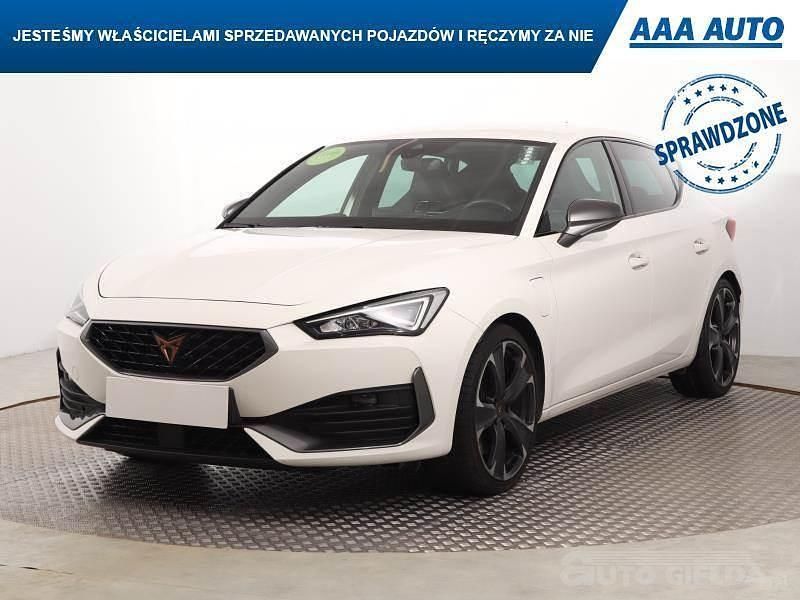 Używany Cupra Leon 204 KM (150 kW) 2021 Biały