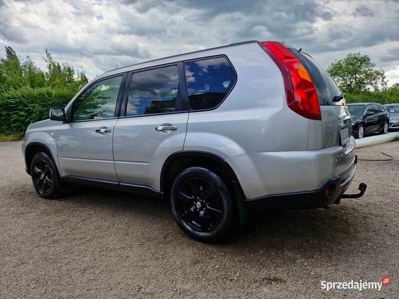 Bordowy Używany 2010 Nissan X-Trail SUV | 32 900 zł (Dobra cena) - Obraz 1/4