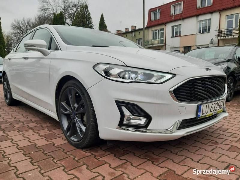 Biały Używany 2020 Ford Fusion Sedan/Limuzyna | 59 900 zł (Dobra cena) - Obraz 1/4