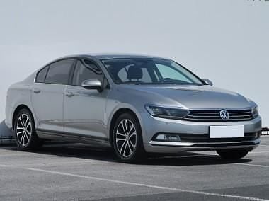 Srebrny Używany 2015 VW Passat Sedan/Limuzyna | 39 999 zł (Uczciwa cena) - Obraz 1/4