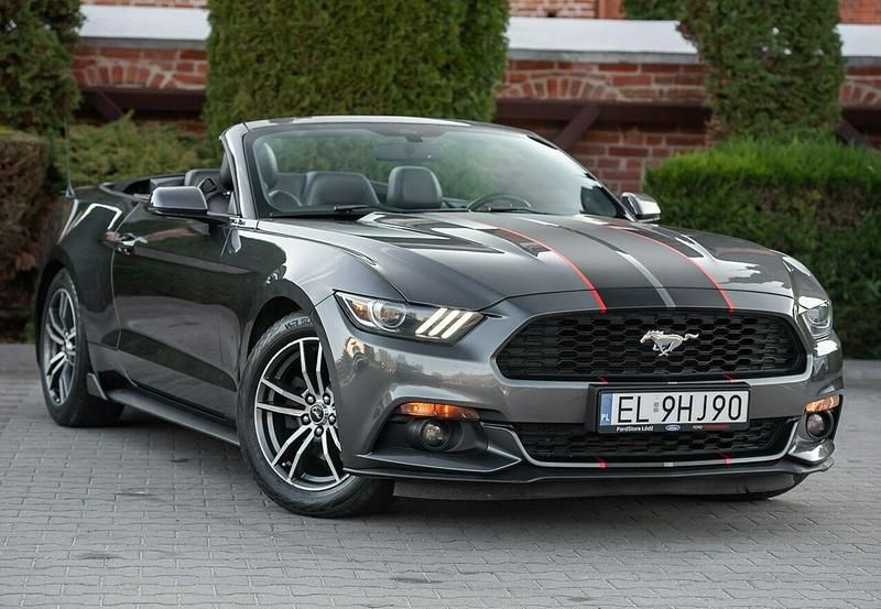 Używany Ford Mustang 317 KM (233 kW) 2016 Szary Kabriolet