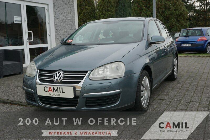 Szary Używany 2006 VW Jetta Sedan/Limuzyna | 8900 zł (Uczciwa cena) - Obraz 1/4