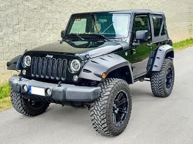 Czarny Używany 2017 Jeep Wrangler SUV | 99 000 zł (Super Cena) - Obraz 1/4