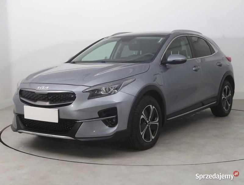 Używany Kia XCeed 141 KM (103 kW) 2022 Szary SUV