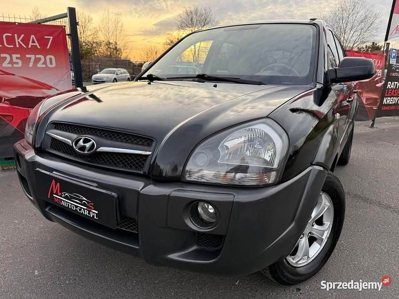 Czarny Używany 2009 Hyundai Tucson SUV | 14 999 zł (Super Cena) - Obraz 1/4