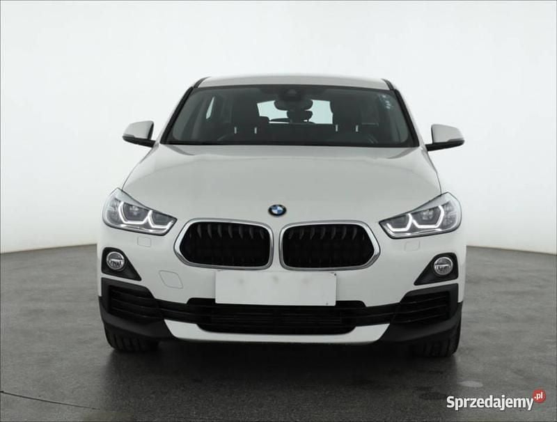 Biały Używany 2019 BMW X2 SUV | 87 999 zł (Dobra cena) - Obraz 1/4