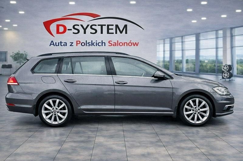 Używany VW Golf VII Highline 115 KM (84 kW) 2020 Szary (metalik) Kombi