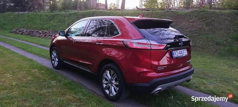 Czerwony Używany 2018 Ford Edge Titanium SUV | 98 900 zł (Drogi) - Obraz 1/4