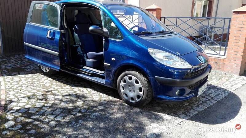 Granatowy Używany 2005 Peugeot 1007 Hatchback | 11 500 zł - Obraz 1/4