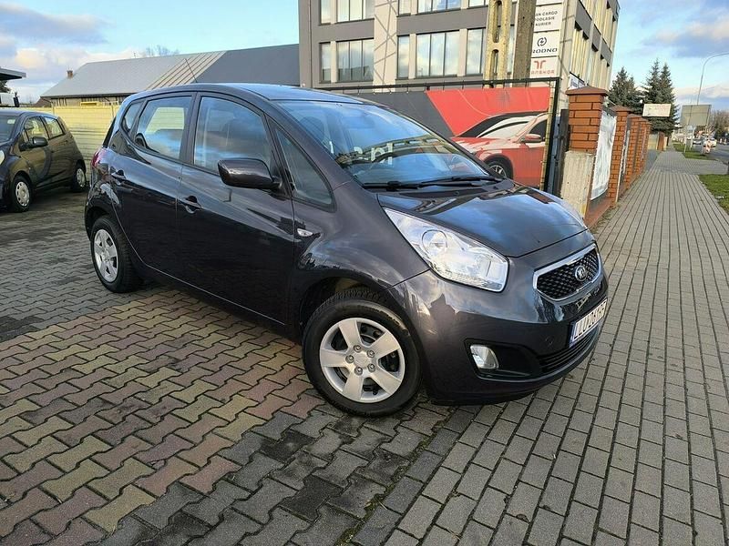 Używany Kia Venga 100 KM (73 kW) 2014 Szary Hatchback