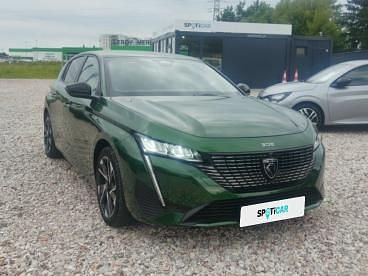 Używany Peugeot 308 Allure 130 KM (95 kW) 2024 Zielony