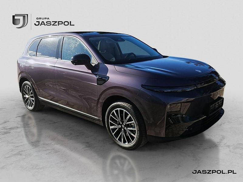 Fioletowy (metalik, perła) Nowe 2025 Leapmotor B10 SUV | 134 300 zł - Obraz 1/4