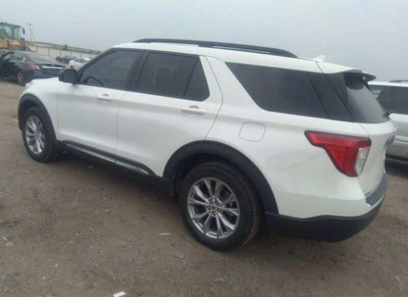 Używany Ford Explorer XLT 300 KM (220 kW) 2020 Biały SUV