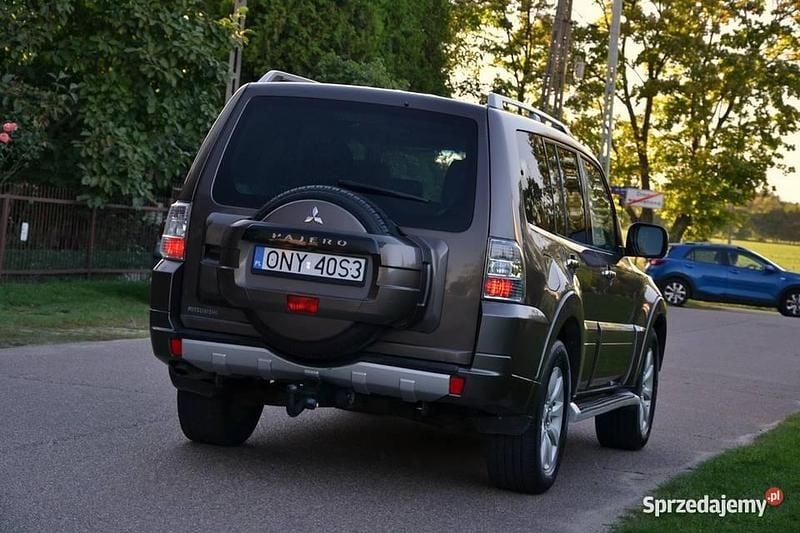 Brązowy Używany 2008 Mitsubishi Pajero SUV | 42 900 zł - Obraz 1/4