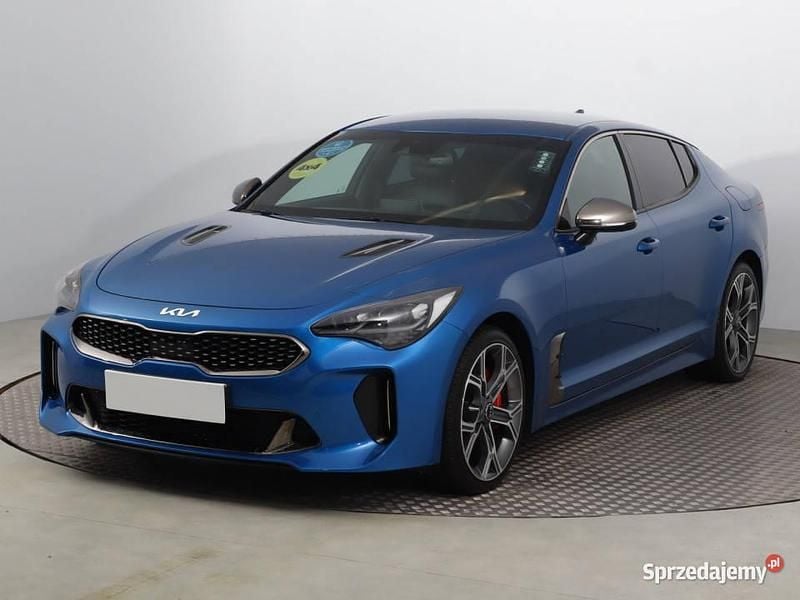Używany Kia Stinger 366 KM (269 kW) 2019 Niebieski Hatchback