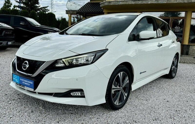 Biały Używany 2019 Nissan Leaf Tekna Hatchback | 65 900 zł (Dobra cena) - Obraz 1/4