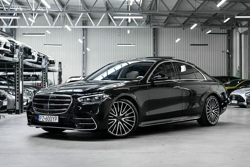 Czarny Używany 2021 Mercedes S580 Executive Sedan/Limuzyna | 529 000 zł - Obraz 1/4