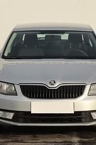 Używany Skoda Octavia 140 KM (102 kW) 2013 Srebrny Hatchback