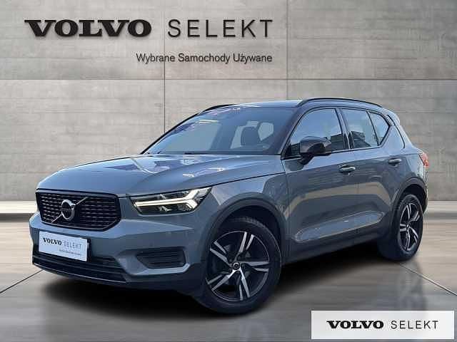 Szary Używany 2022 Volvo XC40 SUV | 124 900 zł (Uczciwa cena) - Obraz 1/3