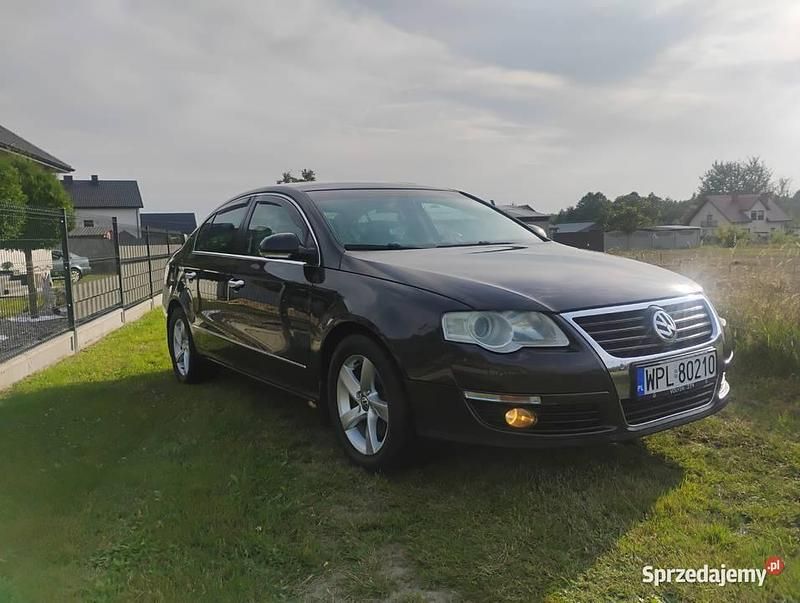 Używany 2005 VW Passat | 14 500 zł - Obraz 1/4