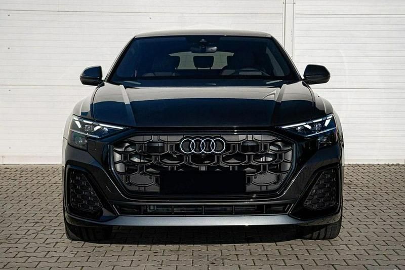 Szary Nowe 2025 Audi Q8 SUV | 356 960 zł - Obraz 1/4