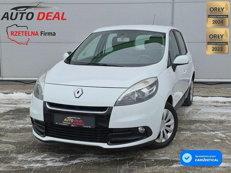 Używany Renault Scénic III 110 KM (80 kW) 2013 Biały Minivan