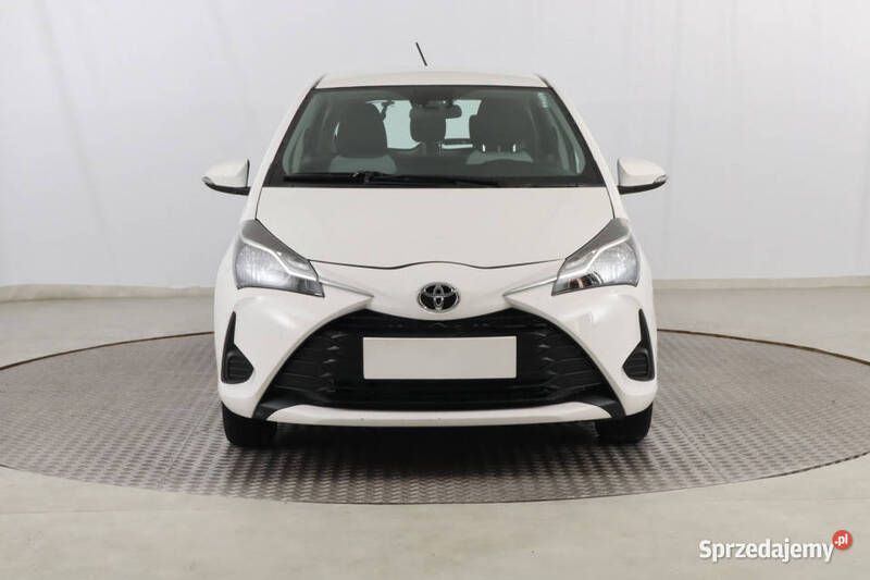 Biały Używany 2019 Toyota Yaris Hatchback | 43 999 zł (Dobra cena) - Obraz 1/4