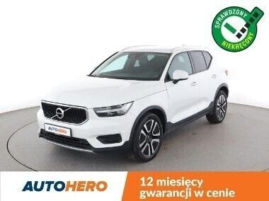 Biały (metalik) Używany 2019 Volvo XC40 Business Edition SUV | 92 200 zł (Uczciwa cena) - Obraz 1/3